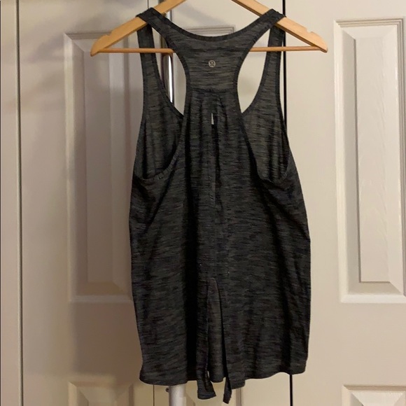 Lululemon tank - Picture 2 of 4